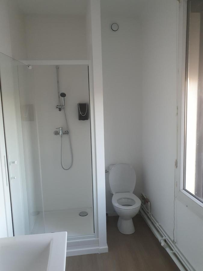 Hotel Aux Bons Amis Reims Zewnętrze zdjęcie