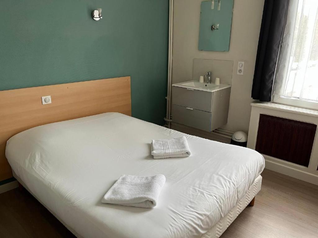 Hotel Aux Bons Amis Reims Zewnętrze zdjęcie